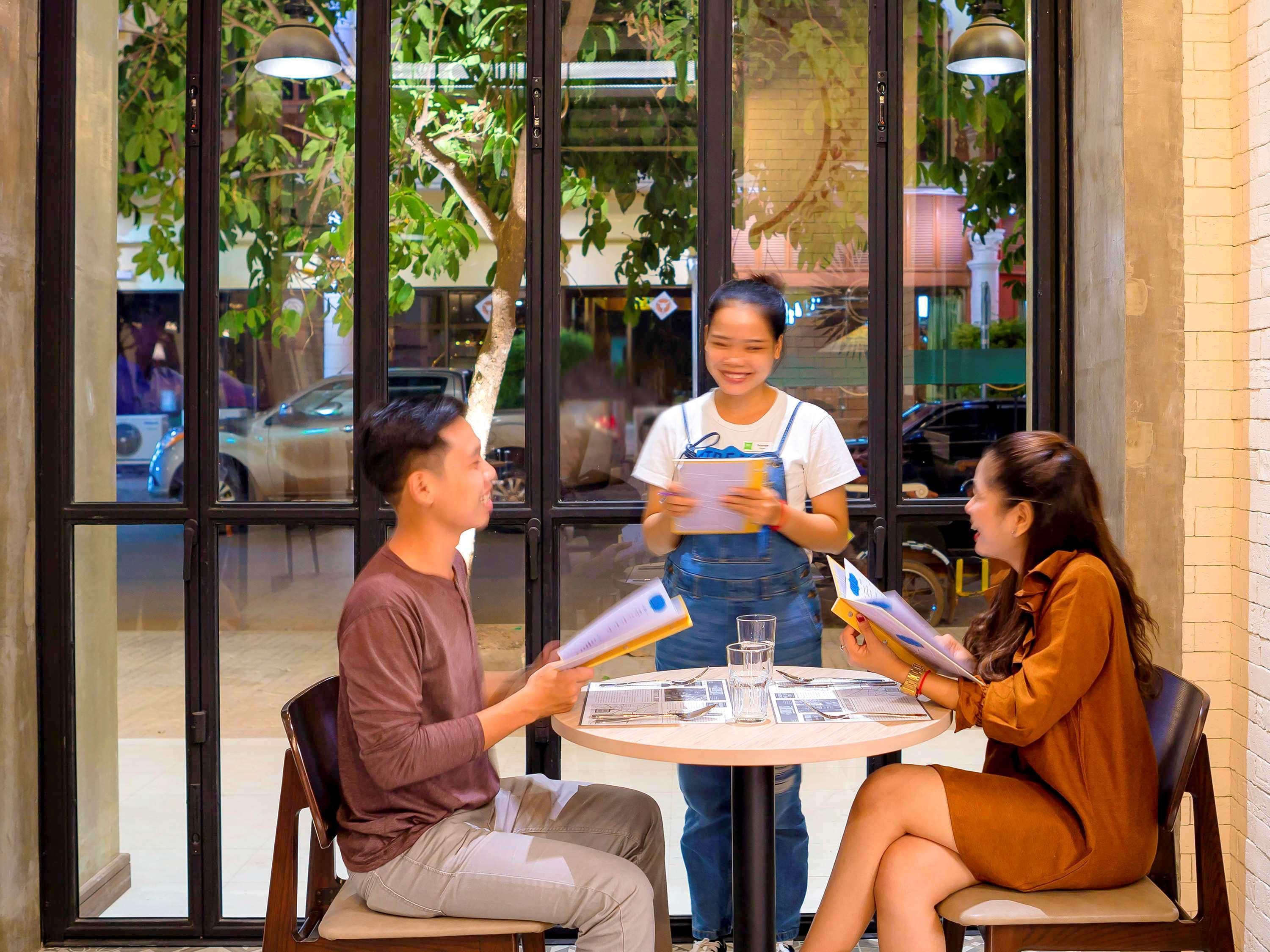 Ibis Styles Siem Reap Hotel Ngoại thất bức ảnh